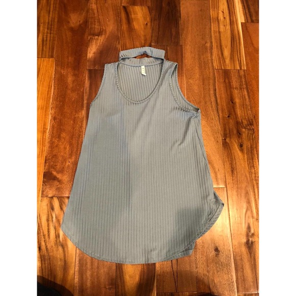 Light Green Sleeveless Tank - MTS Womens Large Cutout Neck Necklace Style - Picture 1 of 4